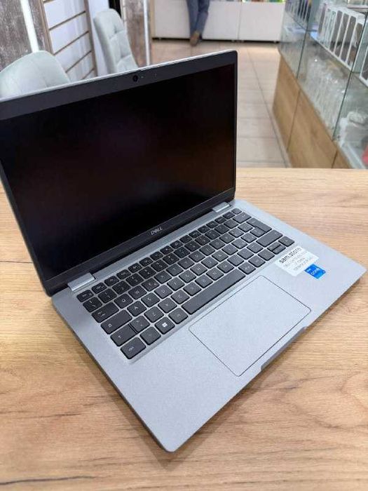 Dell Latitude 5330, Core i7, 32GB, 512GB