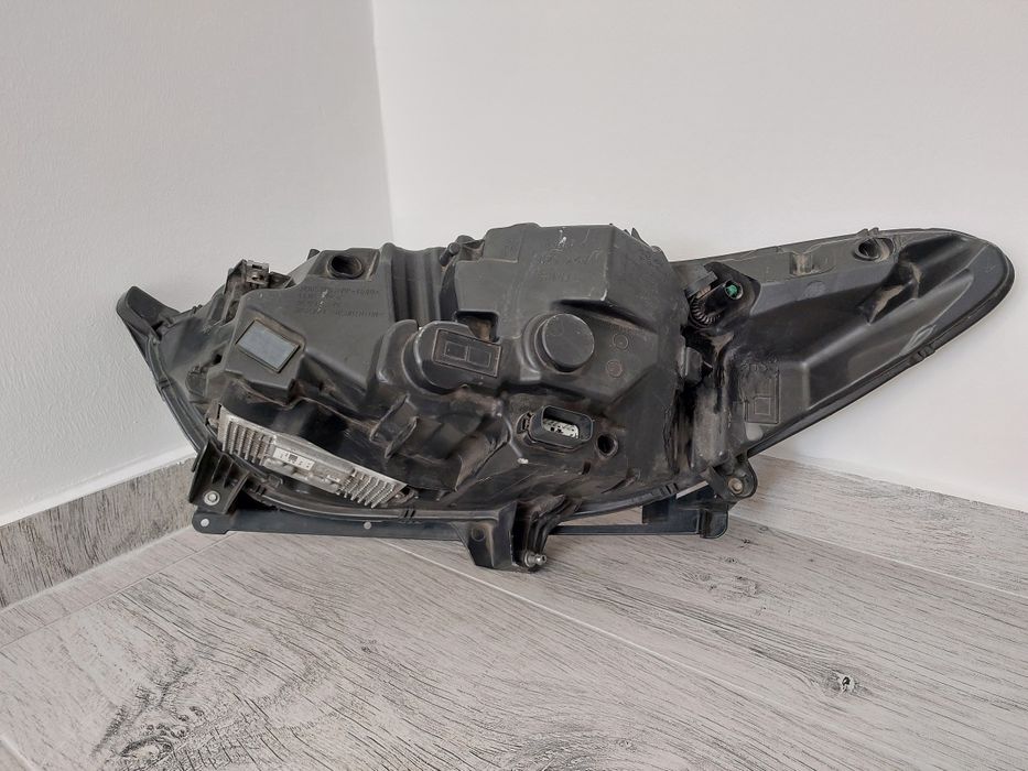 Far dreapta ford mondeo 5 mk5 full led ford dynamic led original