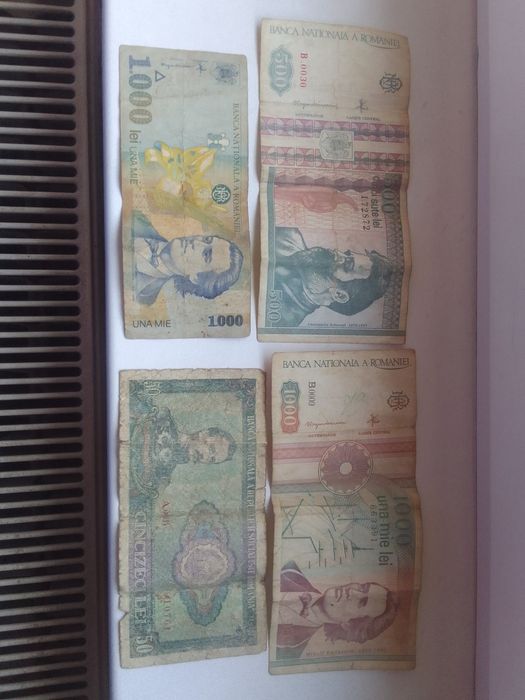 Bancnote de vânzare