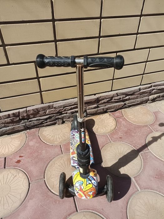 Продам детский самокат
