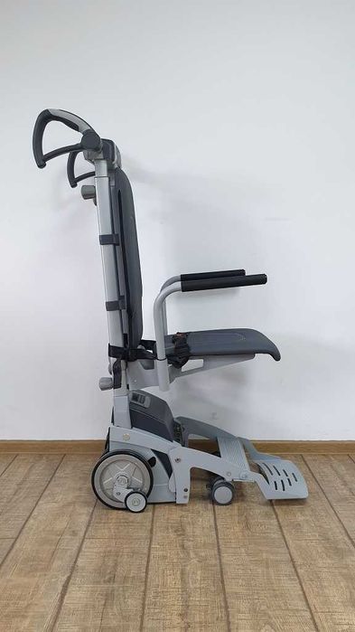 Robotel urcator trepte / scari pt handicap - Alber Scalacombi S36