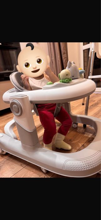 Ходунок для детей серего цвета