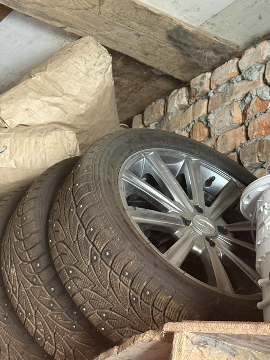 Продам колеса с дисками
