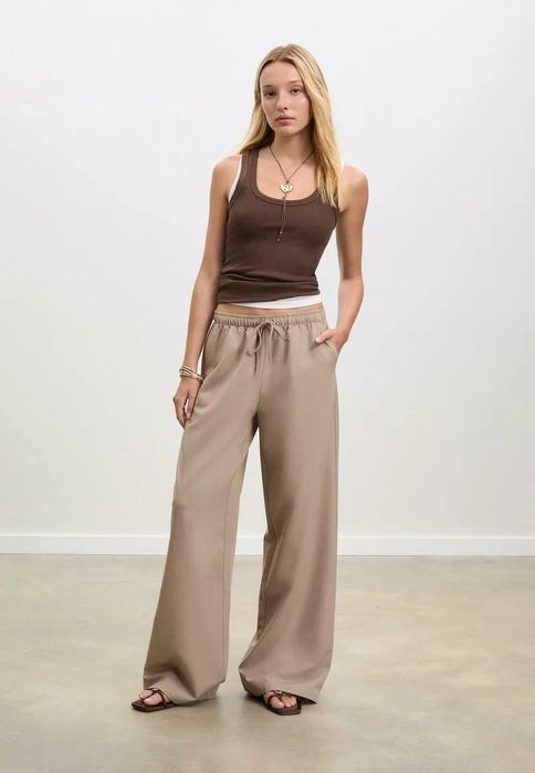 Брюки Stradivarius S-M