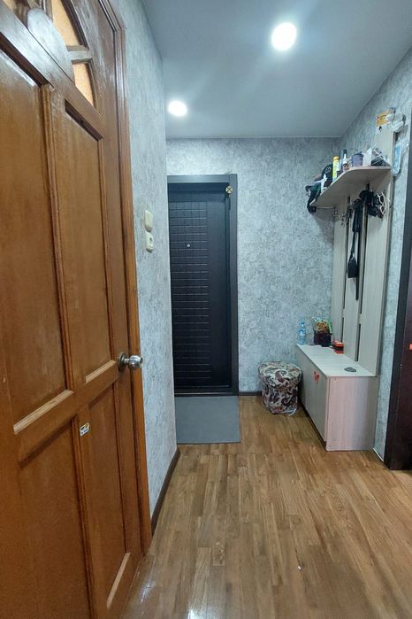 Продам 1ком.на 3а Микрорайоне..