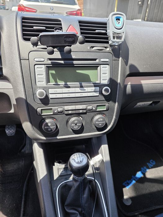 Golf 5 1.6 benzina