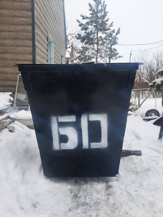 Мусорный бак под бытовые отходы