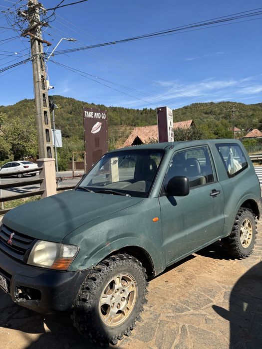 Mitsubishi Pajero Mitsubishi Pajero 2.5 Diesel 4x4 – 2000