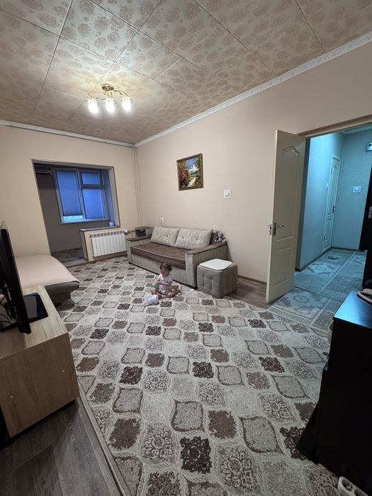 Продам квартиру 1 комната (балкон 2*3) башлык