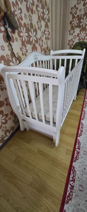 Детский кровать качающийся