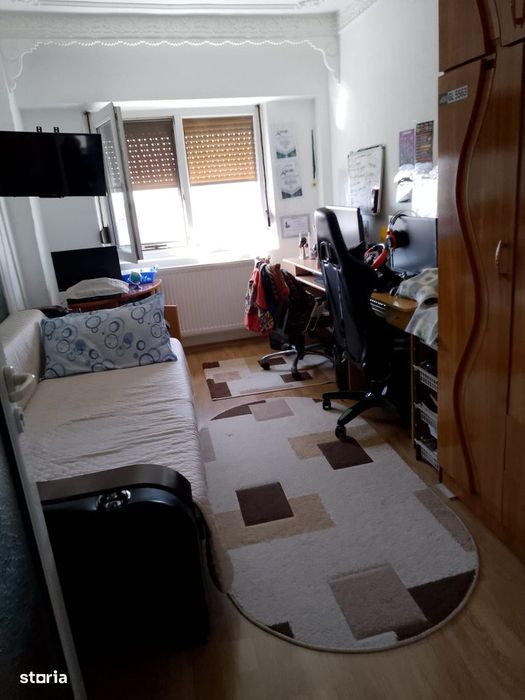 De Vanzare Apartament cu 3 camere zona Progresu