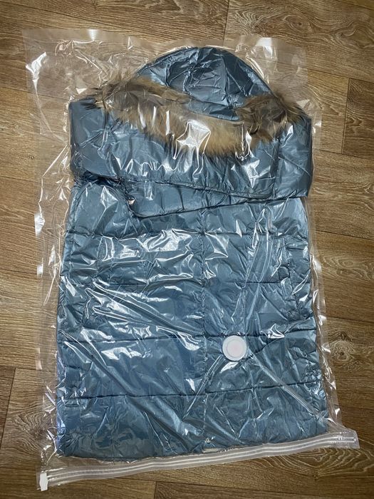 Продам детский пуховик