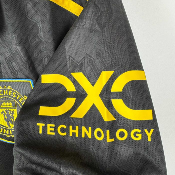 New! Манчестър Юнайтед 25/26 Трети Тениски