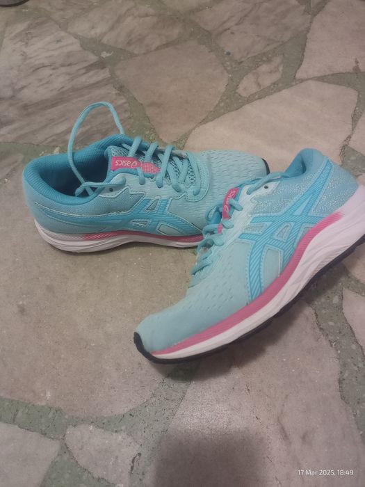 Дамски маратонки Asics