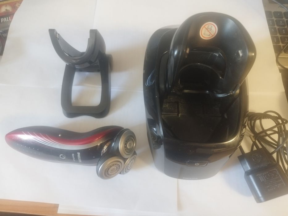 Aparat de ras philips 7000 sensotouch