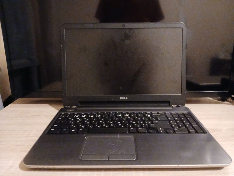 (СРОЧНО) Продам 2 ноутбука в описание цена за оба ноутбука