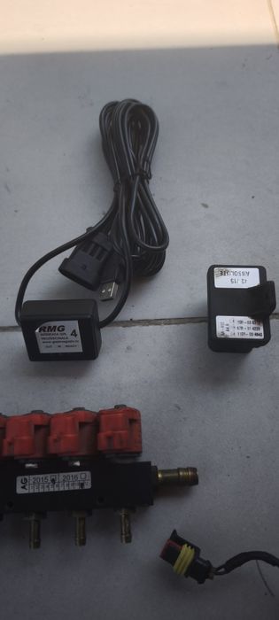 Kit GPL Premium: Calculator ECU Zenit PRO + Injectoare Hana Roșii (4 cil)