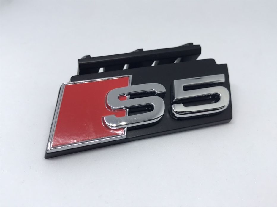 Emblema Audi S5 grila nou