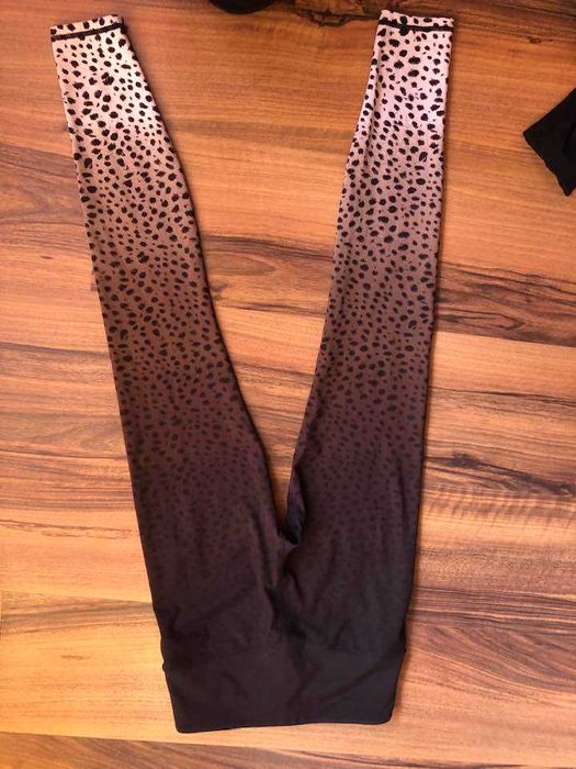 страхотни клинове - НМ и Only