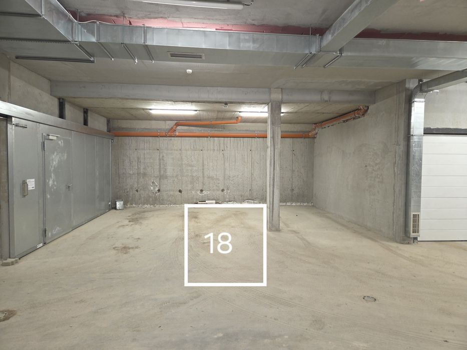 Дава се под наем Гараж / Паркомясто в София, Овча купел 1 - 14 кв.м за 29000 € - Снимка #2