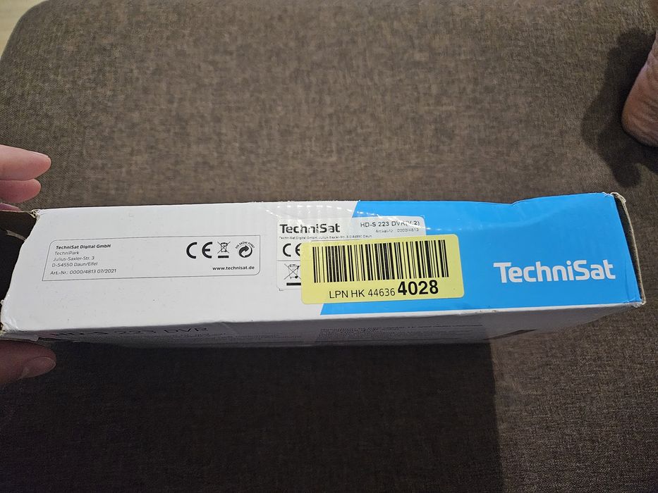 Receptor Satelit HD TechniSat HD-S 223 DVR – Nou la cutie (Media Player, USB, HDMI)