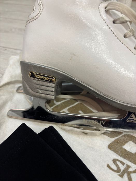 Кънки за лед, Risport