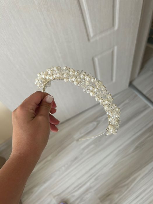 Диадема и було за булка