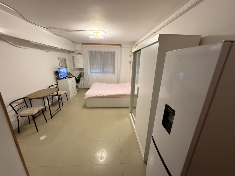 Garsoniera de vanzare