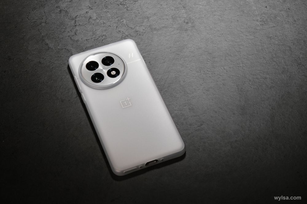 One Plus 13 16/512  Есть в наличие new