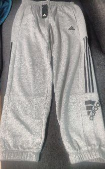 Нова Адидас солница - Adidas