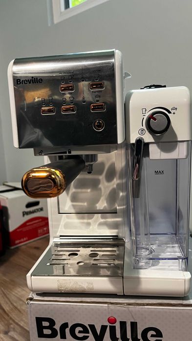 Кафемашина Breville One-Touch CoffeeHouse