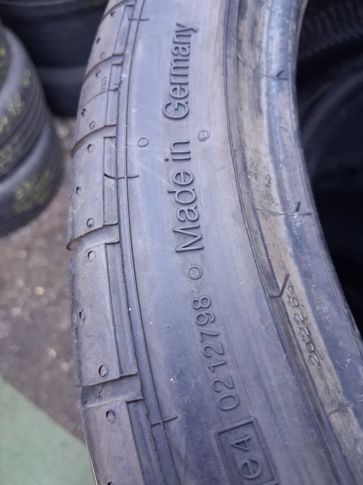 225 40 19 Континентал 2бр летни