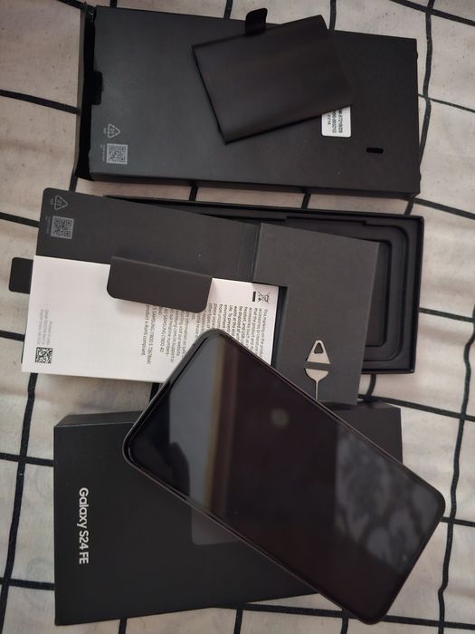 Samsung S24 FE 256Гб