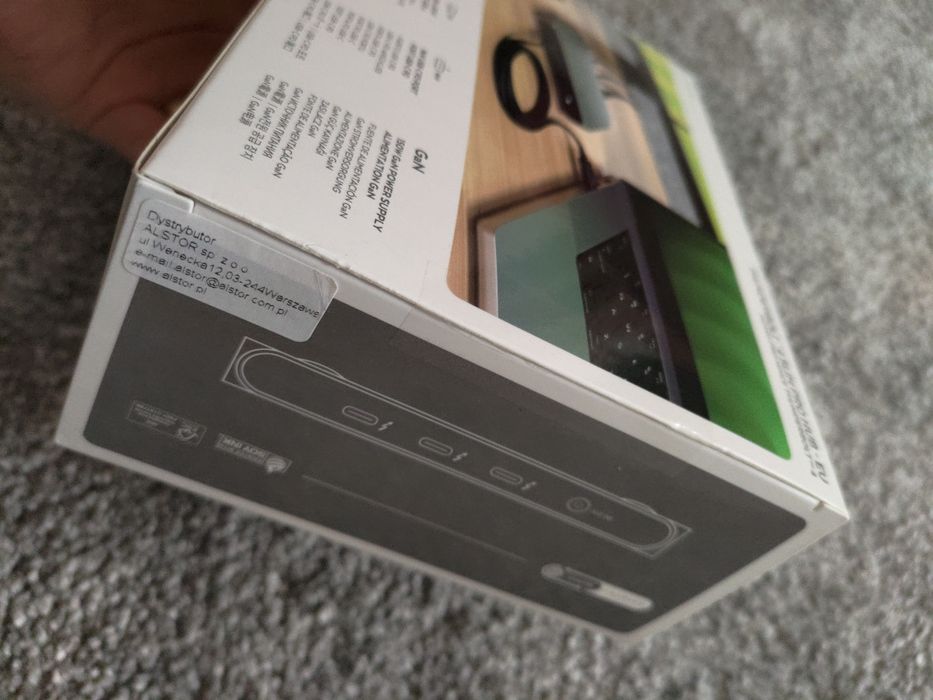 Satechi Slim Thunderbolt 4 Pro Hub sigilat