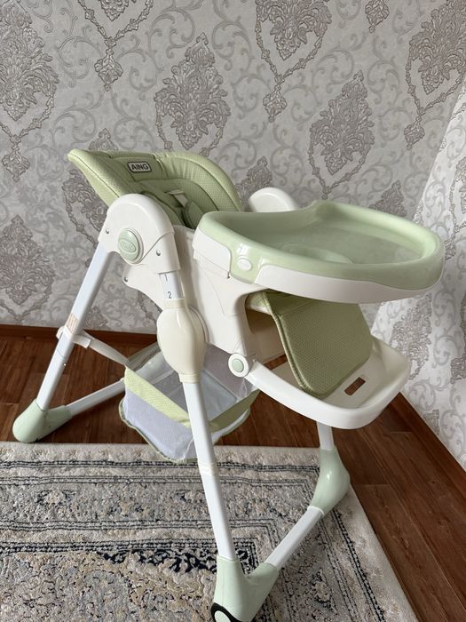 Детский кормящии стульчик