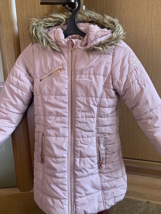 Продам теплую куртку на зиму