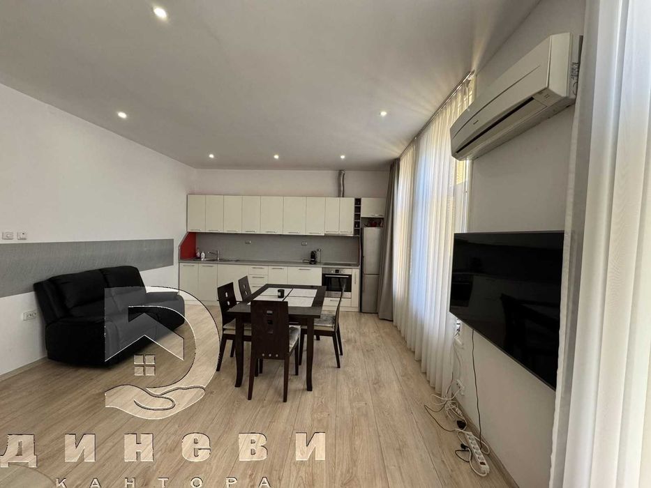 Продава се Етаж от къща в Стара Загора, Кольо Ганчев - 100 кв.м за 1100 €/кв.м - Снимка #1