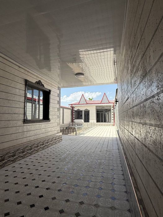 Ховли сотилади каттакургон