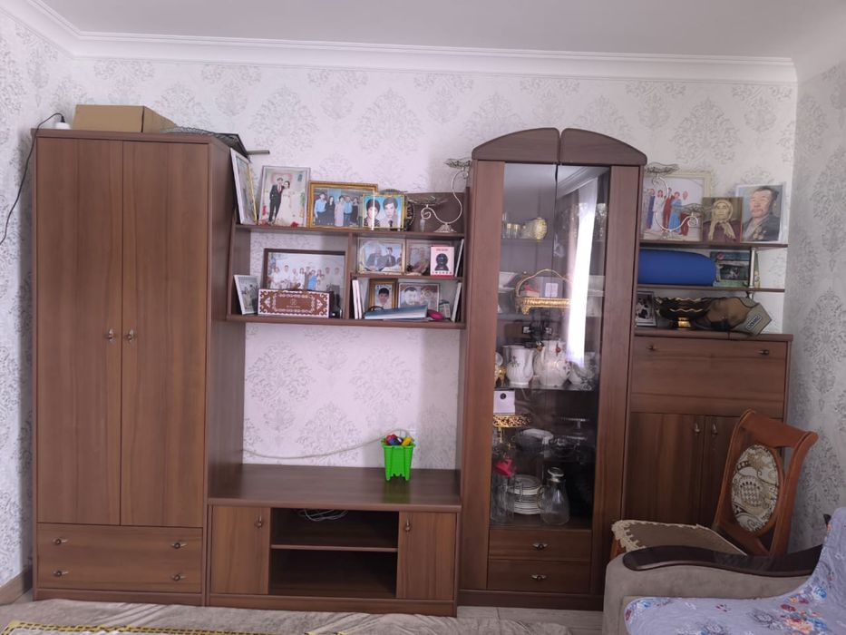 Продам шкаф для зала