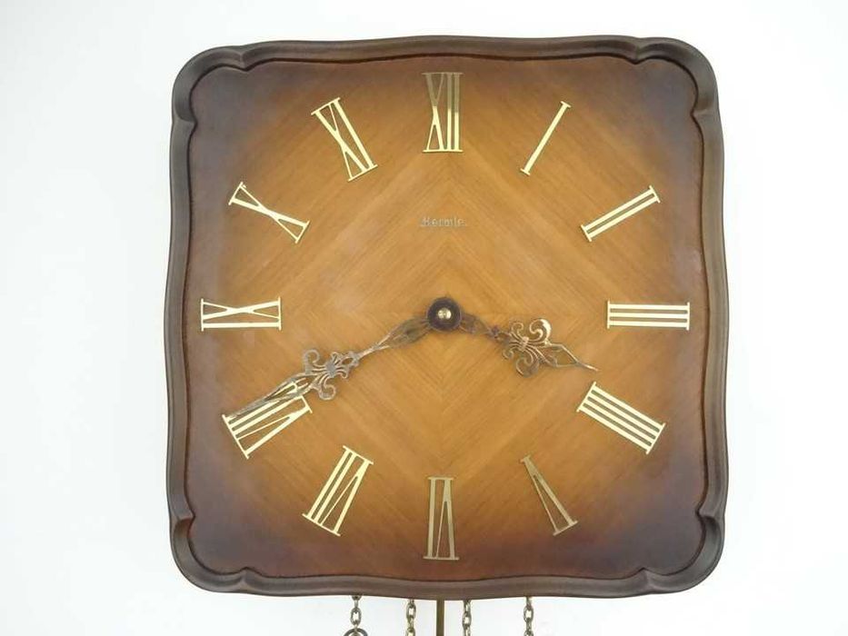 Стенен Часовник Hermle Vintage Design, Германия с бронзови тежести и махало