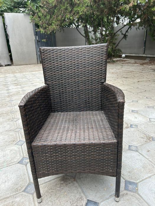 Продаются мебель техника посуда