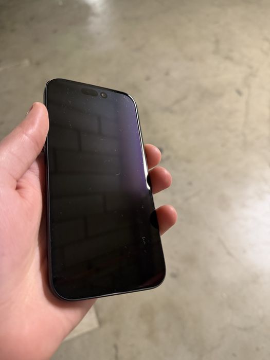 iPhone 16 black 256 GB vand schimb