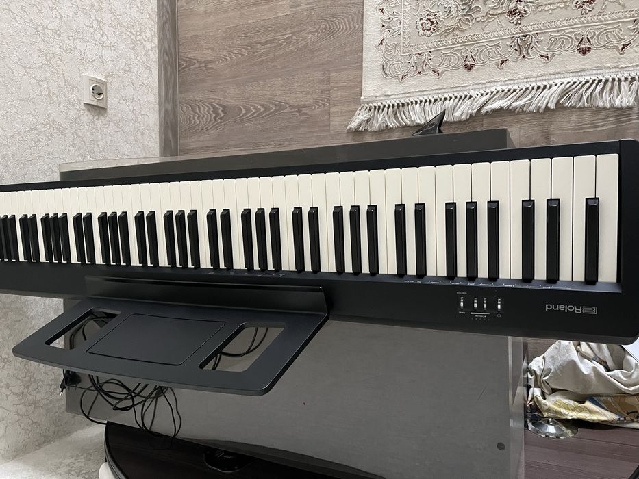 Цифровое пианино Роланд