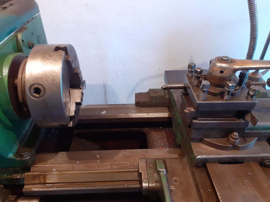 Срочно продам токарный станок  1к62..