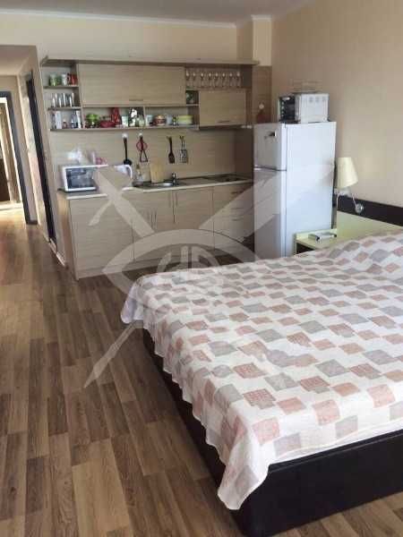 Продава се Двустаен апартамент в Свети Влас - 114 кв.м за 604 €/кв.м - Снимка #1