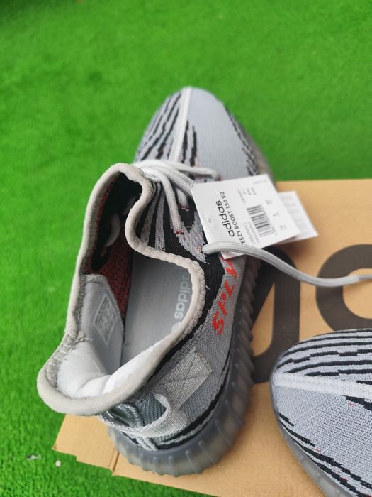 Adidași yeezy Nr 43