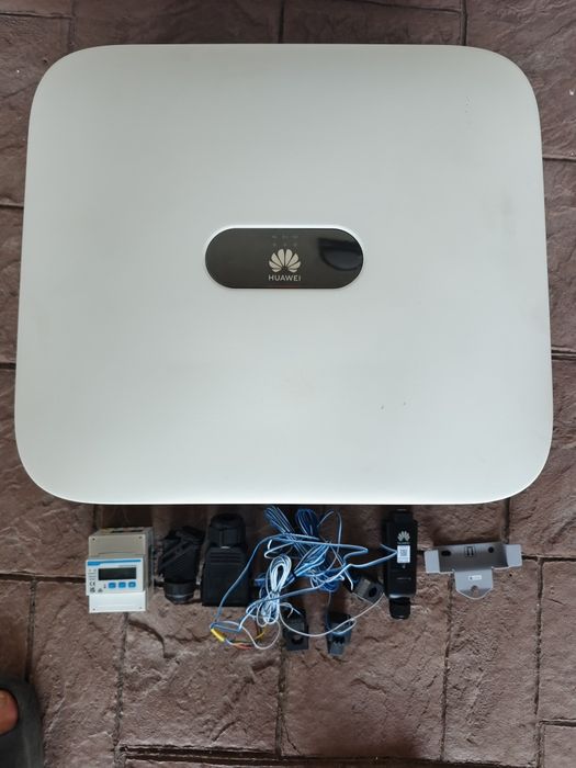 Kit Invertor Huawei SUN2000 ongrid 15 kw  + Smart Meter + Dongle WiFi (Pachet Complet)