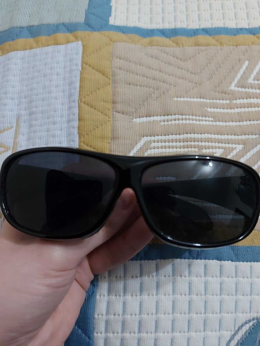 Продавам 11 слънчеви очила