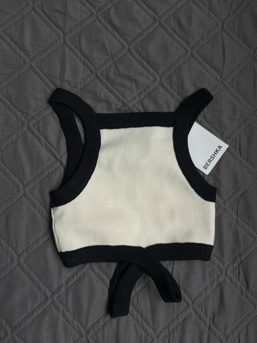 BERSHKA, потник размер хс, чисто нов