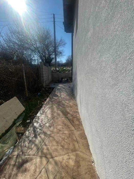 Отремонтирана къща, с. Звезда